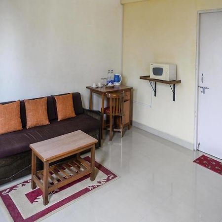 Oyo Apartments Vagator Beach Road Exterior photo