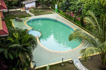 Oyo Apartments Vagator Beach Road Exterior photo