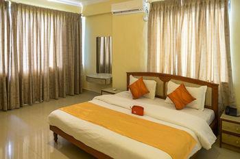 Oyo Apartments Vagator Beach Road Exterior photo